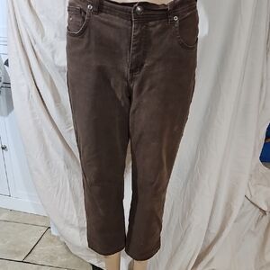 Gloria Vanderbilt Brown Fabric Detail